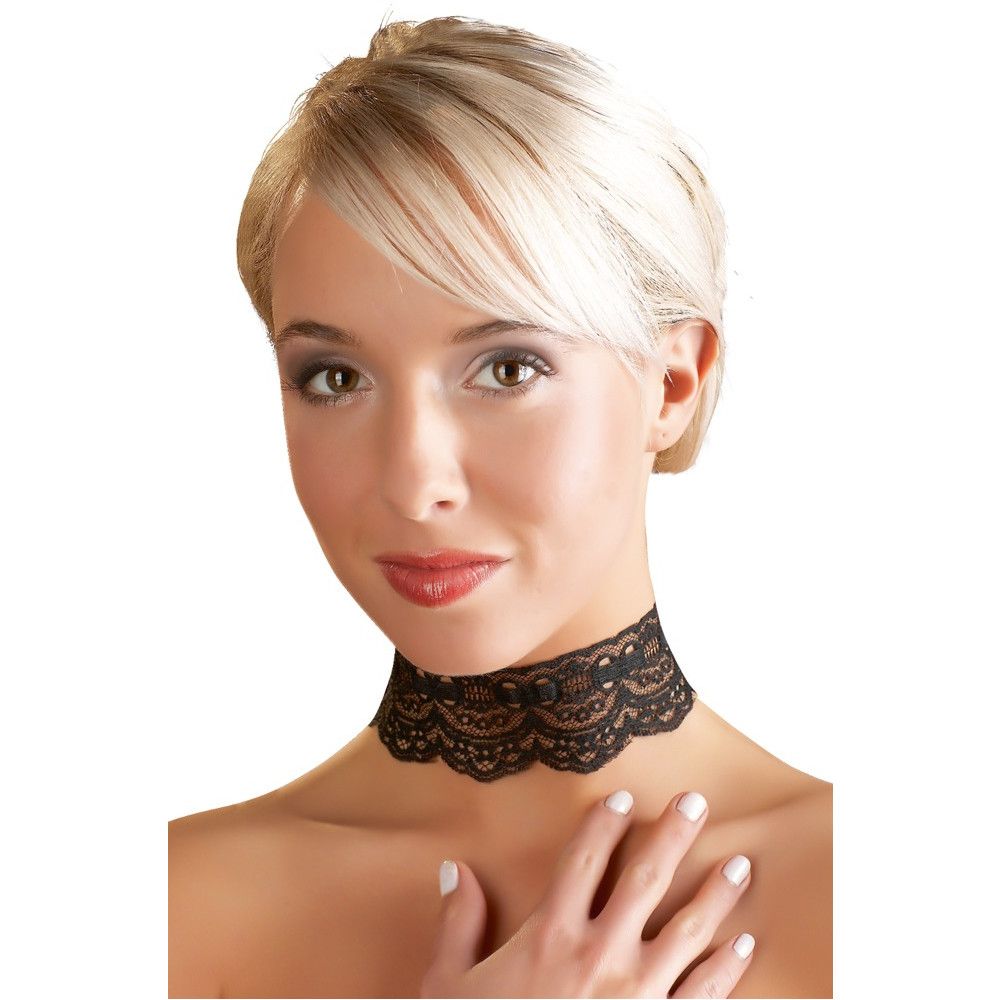 Cuello de encaje negro sexy