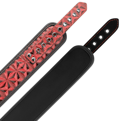 Collana begme red edition con catene e capezzoli