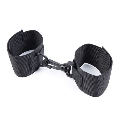Posizioni da polso in nylon ohmama fetish