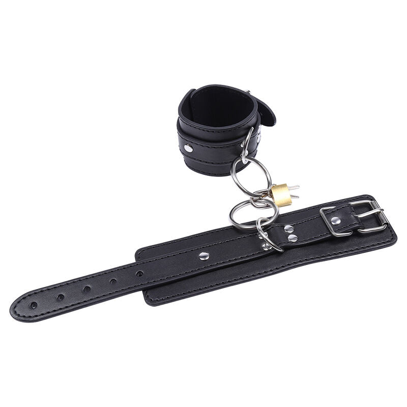 Manette Ohmama fetish con anelli Nero
