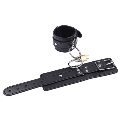 Manette Ohmama fetish con anelli Nero