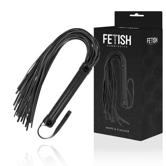Fetish submissive  lÁtigo cuero vegano