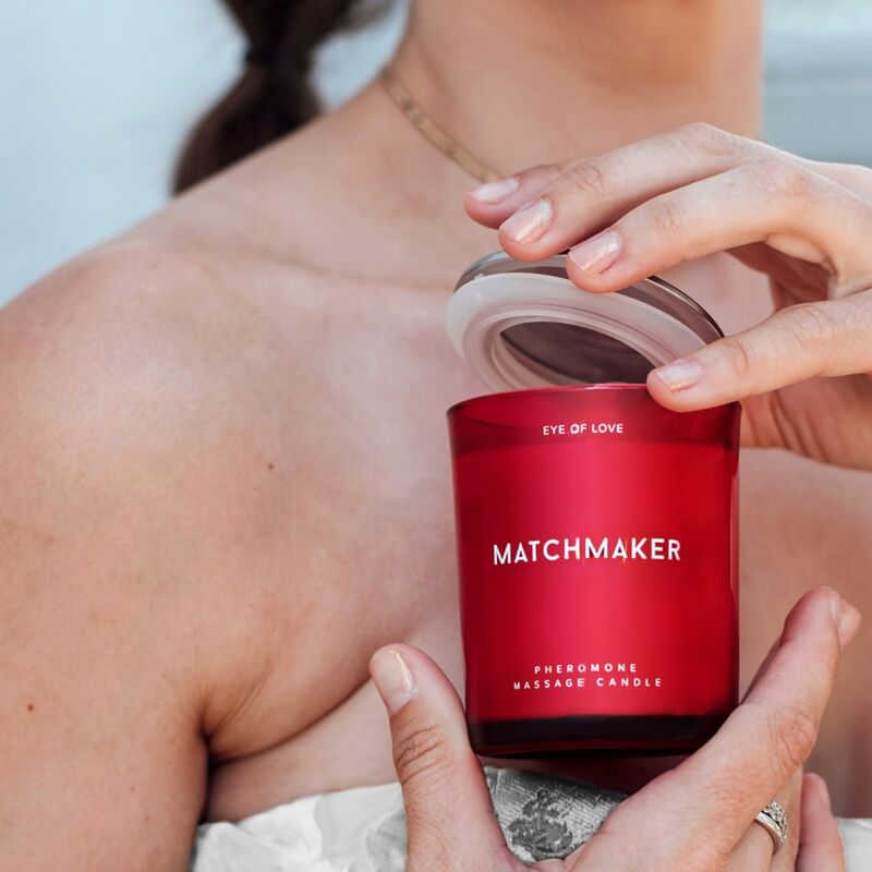 Eye of love - matchmaker candela da massaggio con diamante rosso attract him 150ml