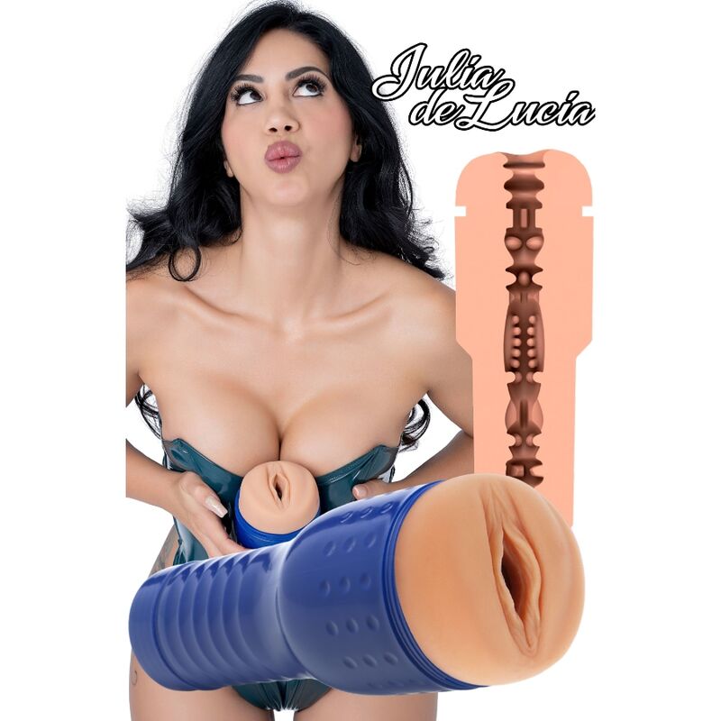 Privé - masturbateur de chatte porno star Julia De Lucia