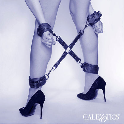 Calexotics - nocturnal connettore hog tie cuero regolabile nero