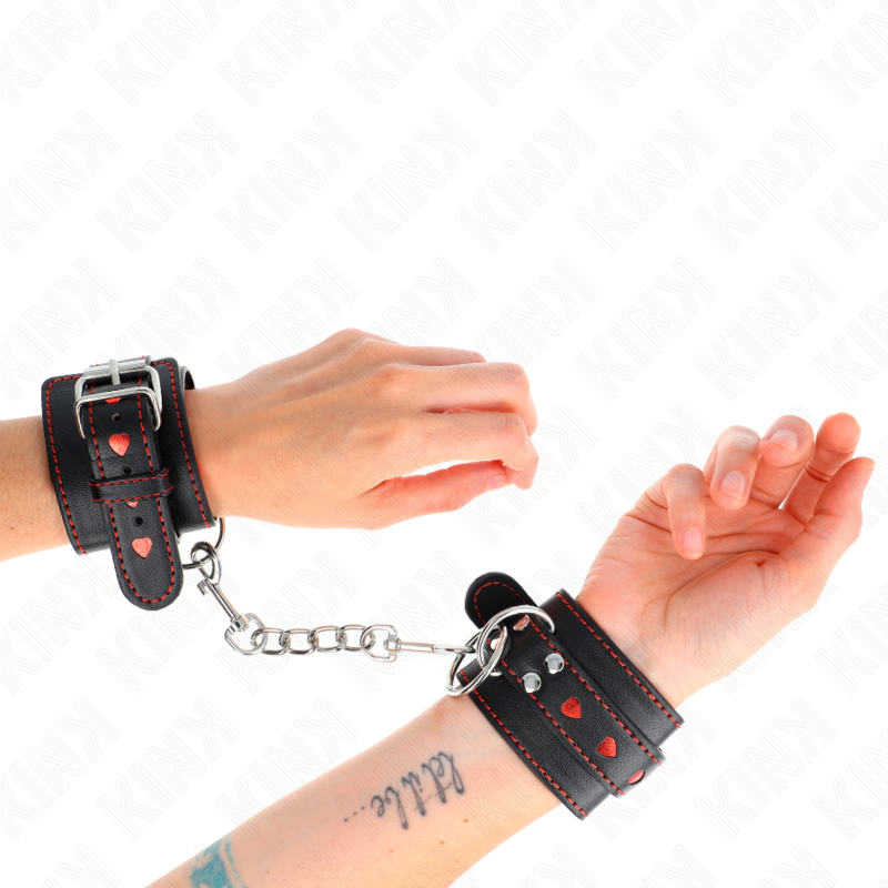 KINK - BRACELET DE FORCE NOIR AVEC INCRUSTATION CŒUR ROUGE RÉGLABLE 21-28 CM X 5,5 CM