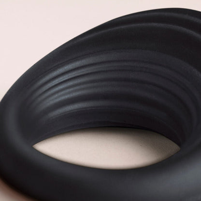 Rocks-off - anello vibrante per pene spire nero