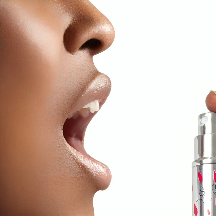 Secretplay - spray per il sesso orale alla fragola acida