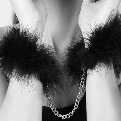 Za za zu esposas de plumas.