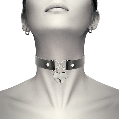 Coquette collar cuero vegano accesorio corazÓn con llave